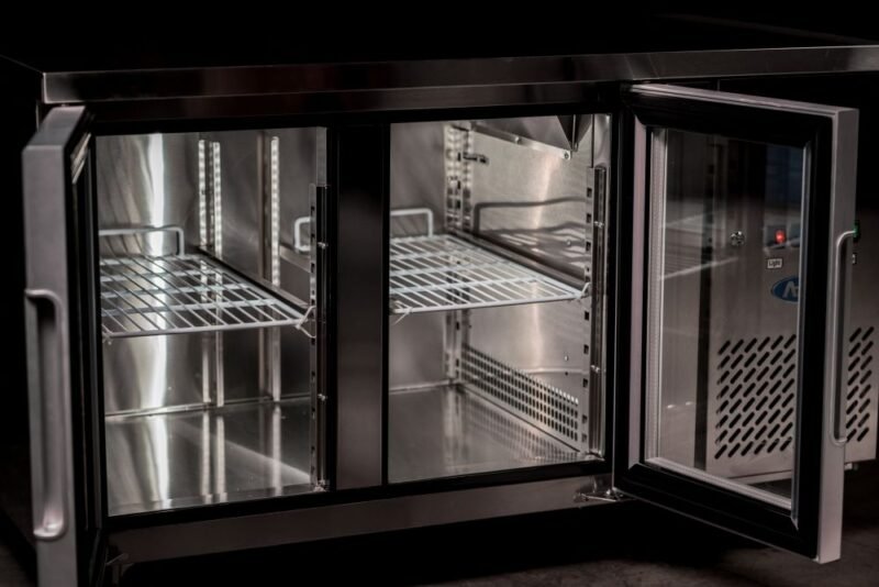 Heladera Mostrador Exhibidora Bajo Mesada 2 Puertas 136 cm - EPF3721 - Imagen 7